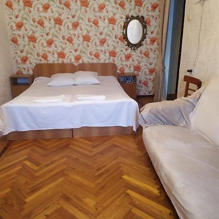 Квартира В Гаграх Apartment Ngoại thất bức ảnh