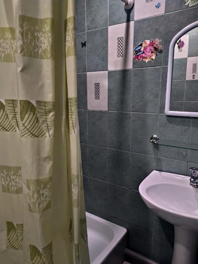 Квартира В Гаграх Apartment Ngoại thất bức ảnh