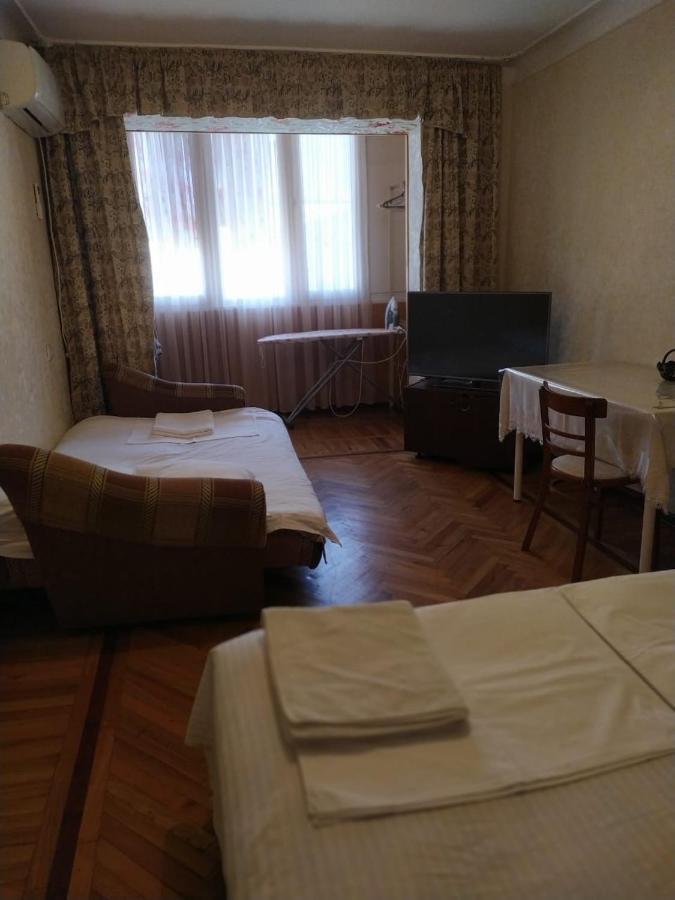 Квартира В Гаграх Apartment Ngoại thất bức ảnh