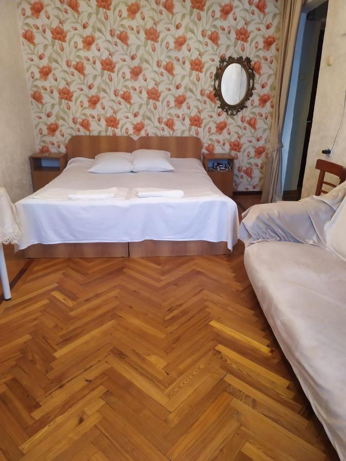 Квартира В Гаграх Apartment Ngoại thất bức ảnh